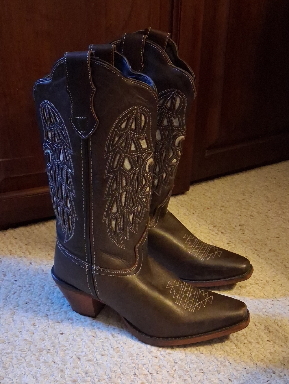 Laredo Women's Heart Angel Wing Cowboy Boot - 9.5